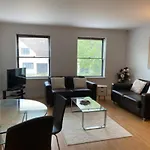 2 Bed 2 Baths In A Central Location ☆☆☆☆☆