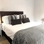 Skippetts End