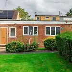 8 Beds, 3 Baths Perfect For Contractors & Teams