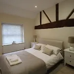 The Warren @ Short Stays