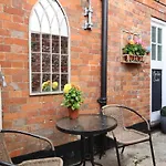 The Fraya Suite at Sterling house Short Stays