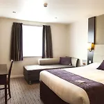 Premier Inn Basingstoke West