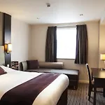 Premier Inn Basingstoke West