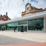 Basingstoke Apartments - Sherborne House, City Centre Victorian Apartments