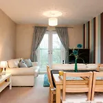 Central 2 bedroom apartment