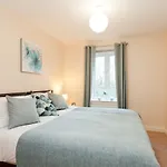 Central 2 bedroom apartment