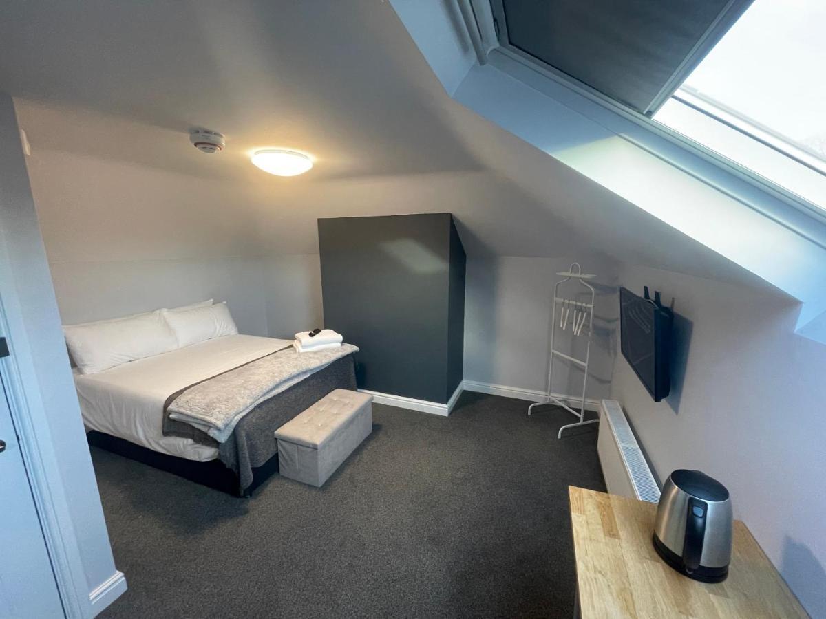 Arlan House, 3* Basingstoke