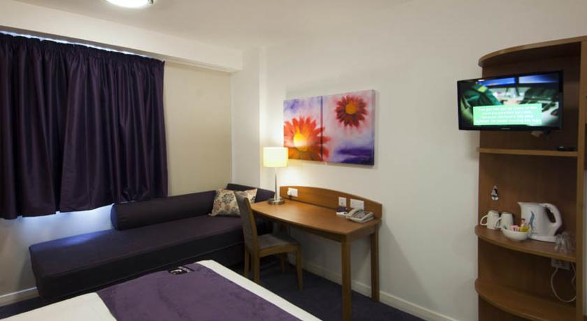 Premier West Hotel 3*