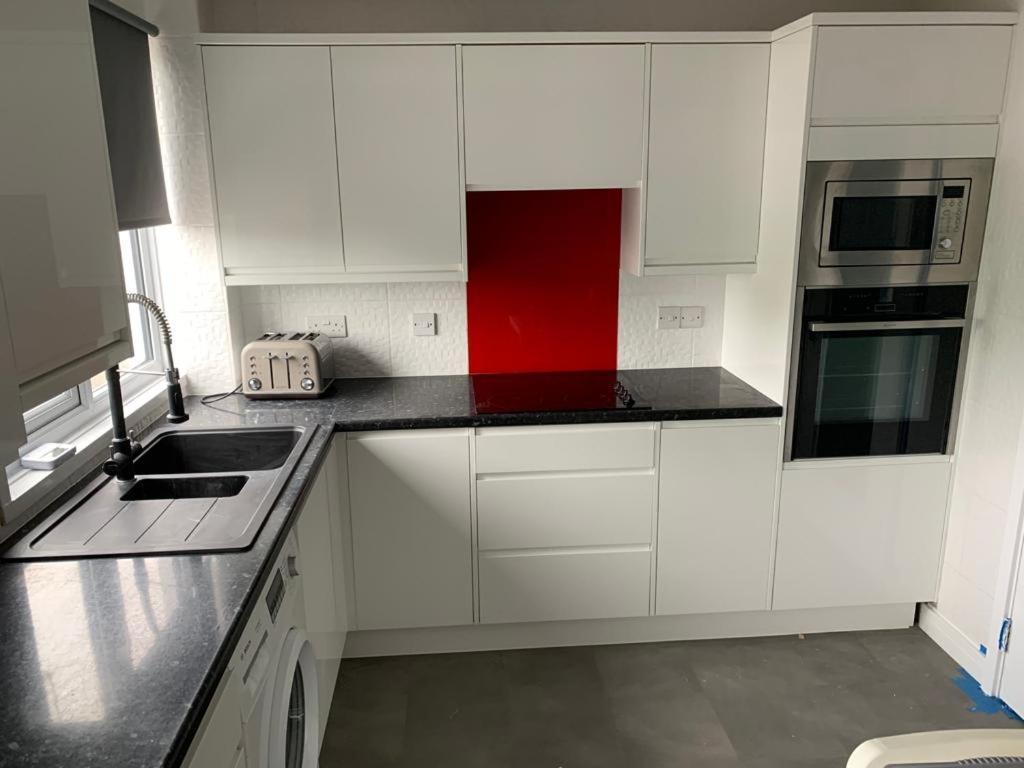 Homestay Double With Private Bathroom In *