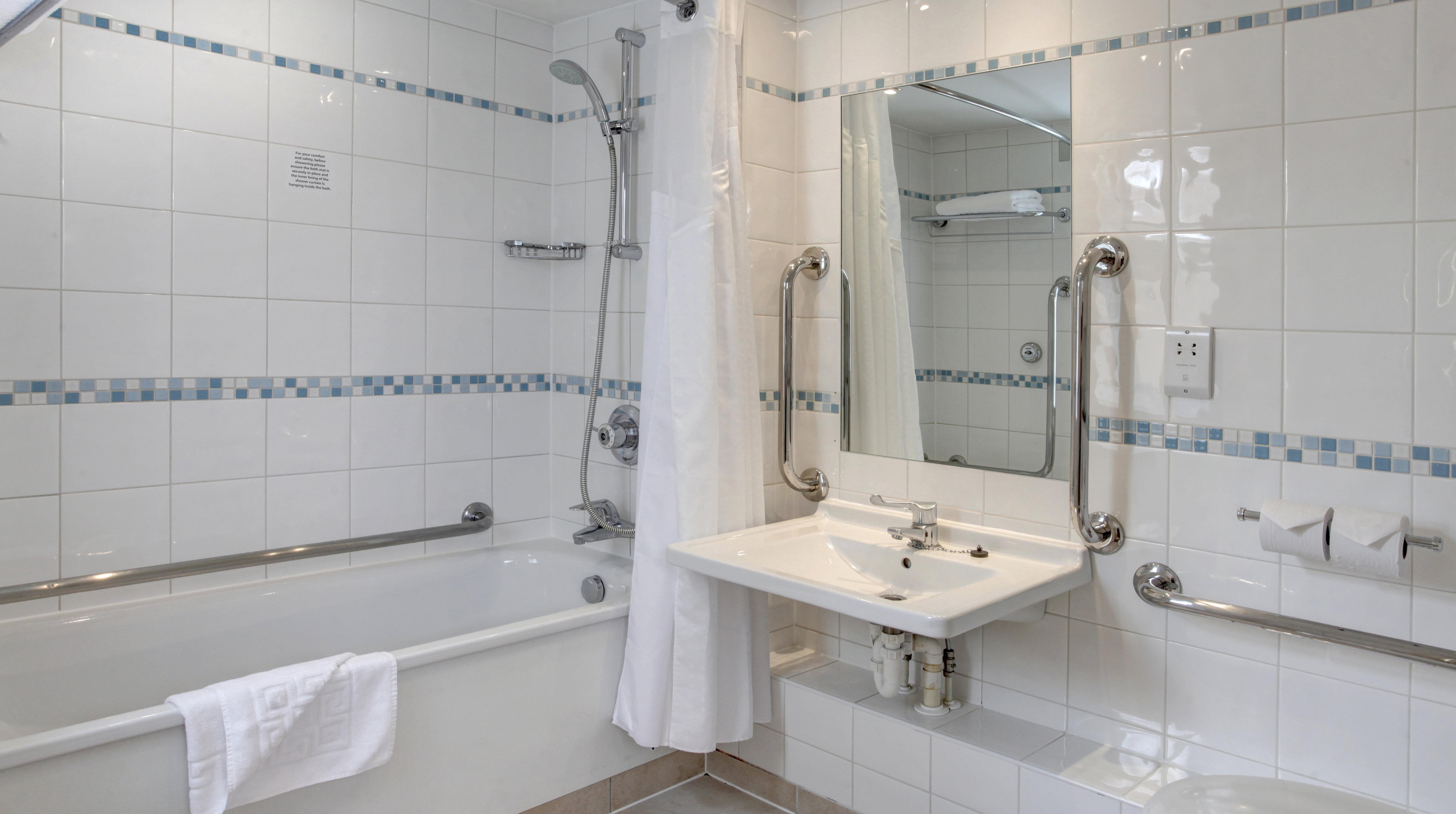 Holiday By Ihg 4*