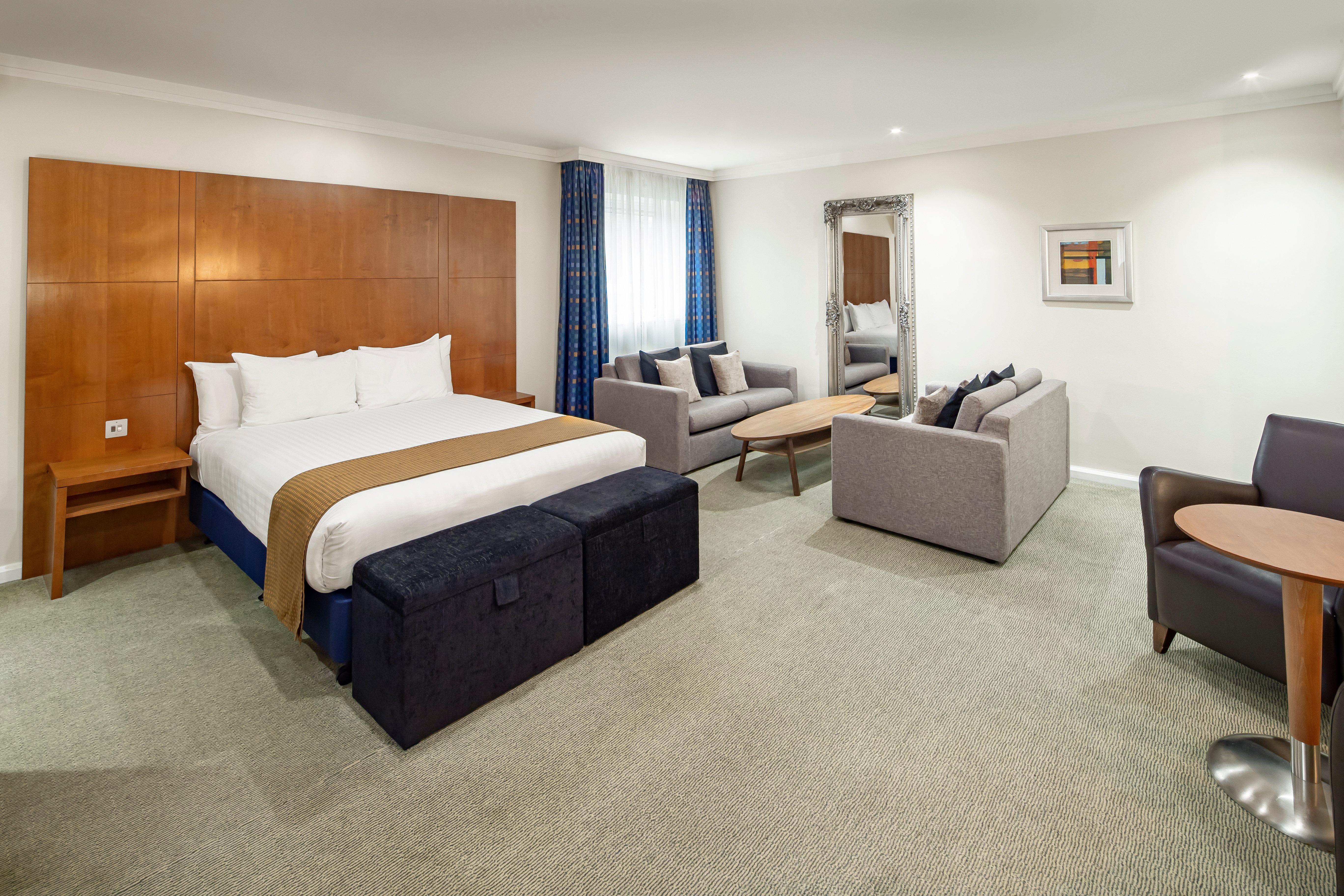 Holiday By Ihg Basingstoke