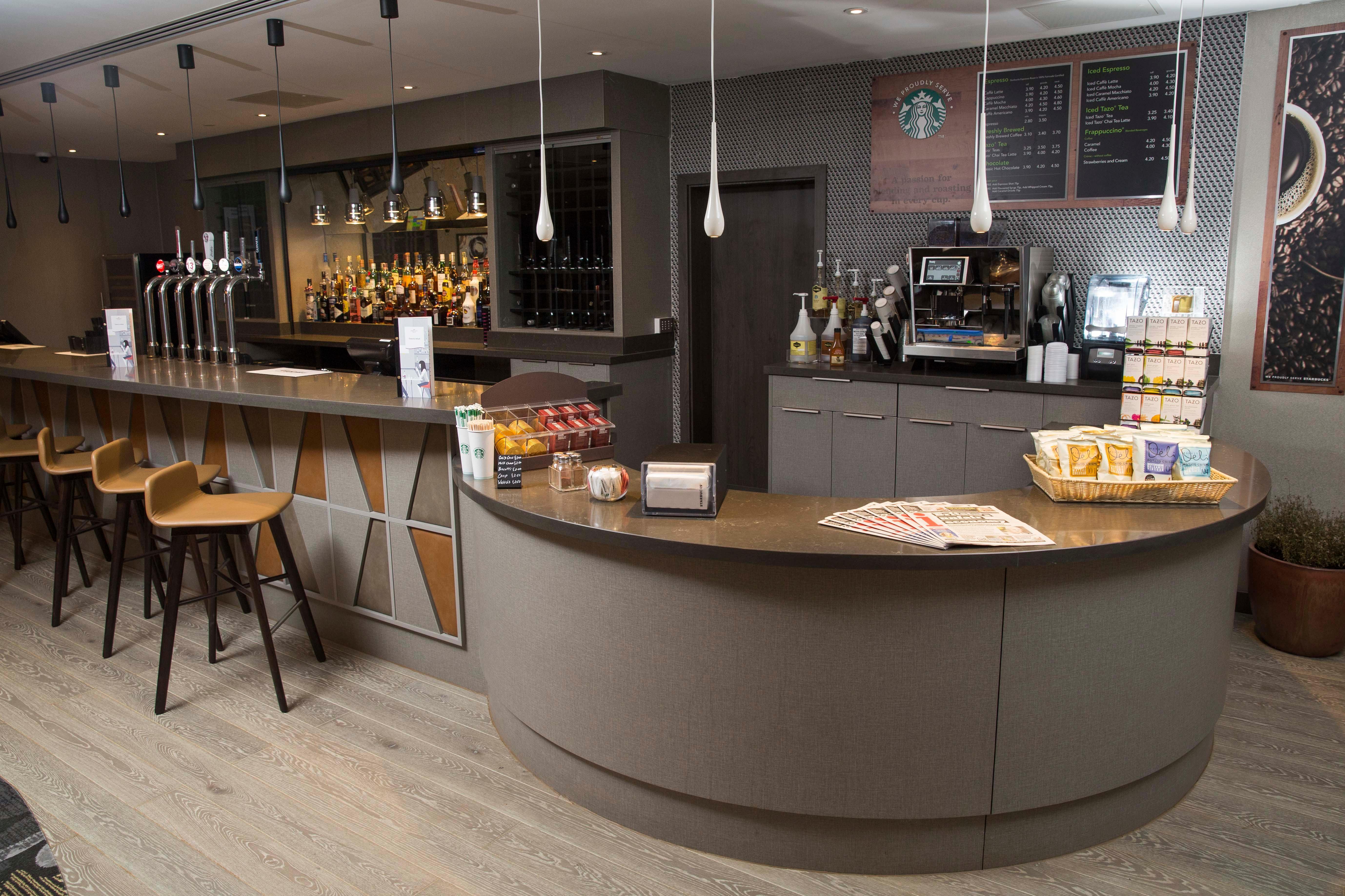 Crowne Plaza By Ihg 4*