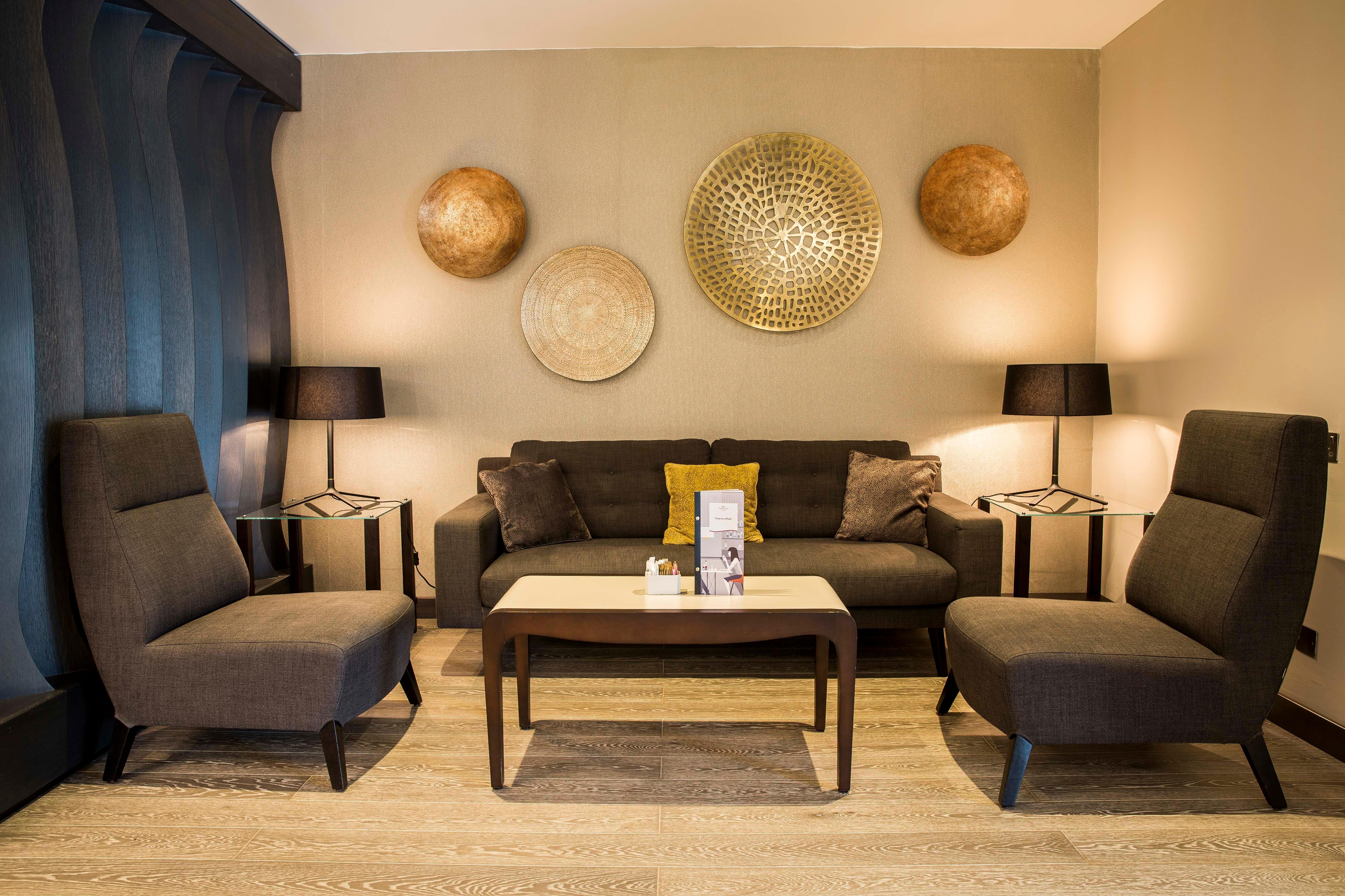 Crowne Plaza By Ihg Hotel 4*