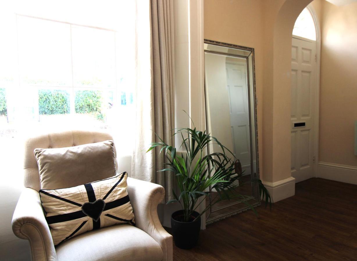 Apartment Sterling House @ Short *