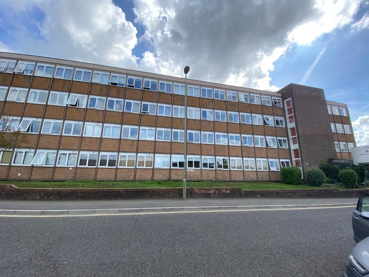 Apartamento Stylish 2 Bed Flat In By 20property Short Lets & Serviced Basingstoke