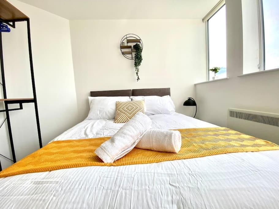 Apartamento Wella House Monthly With Parking Basingstoke