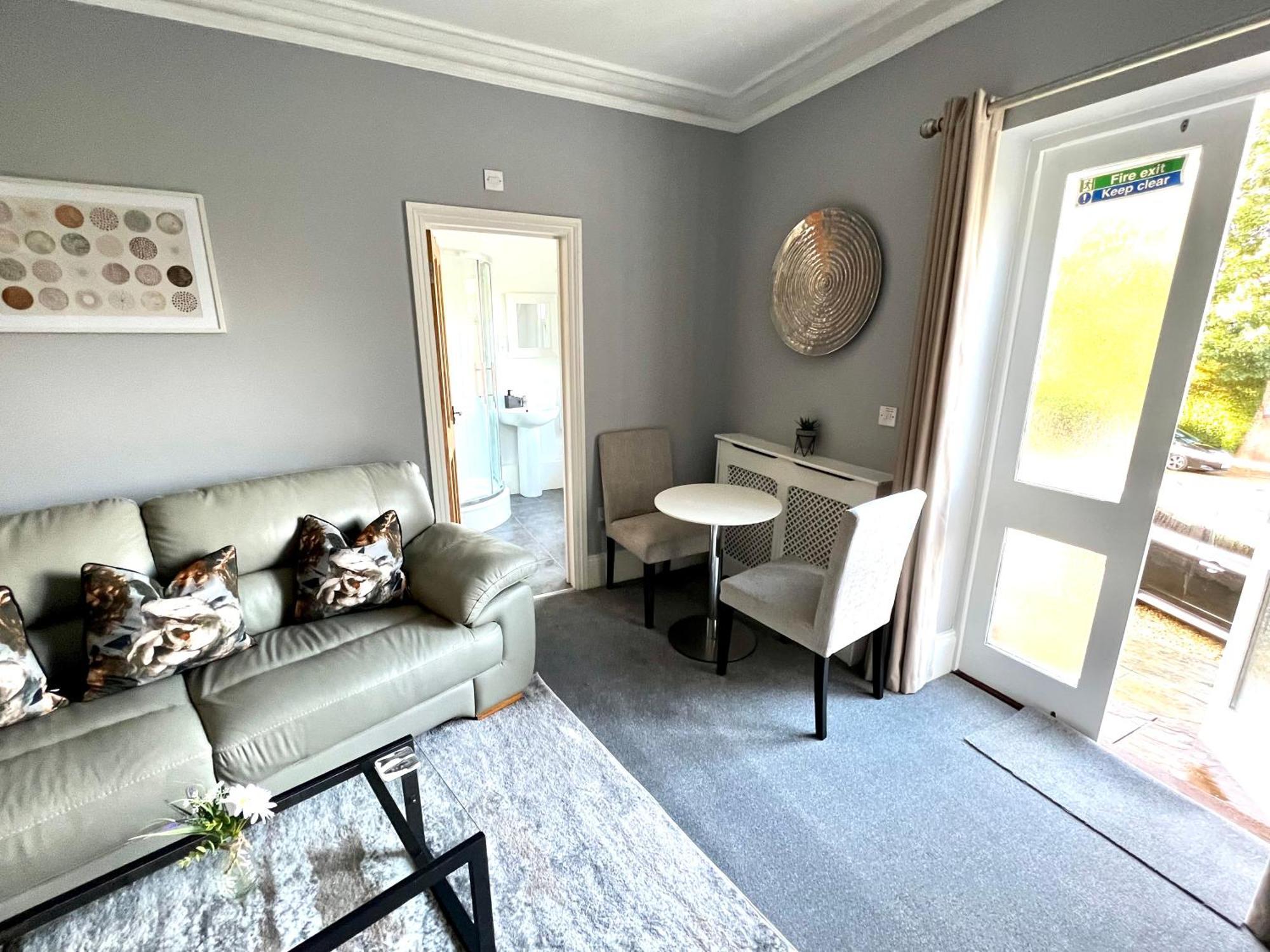 The Ingleside Apartment