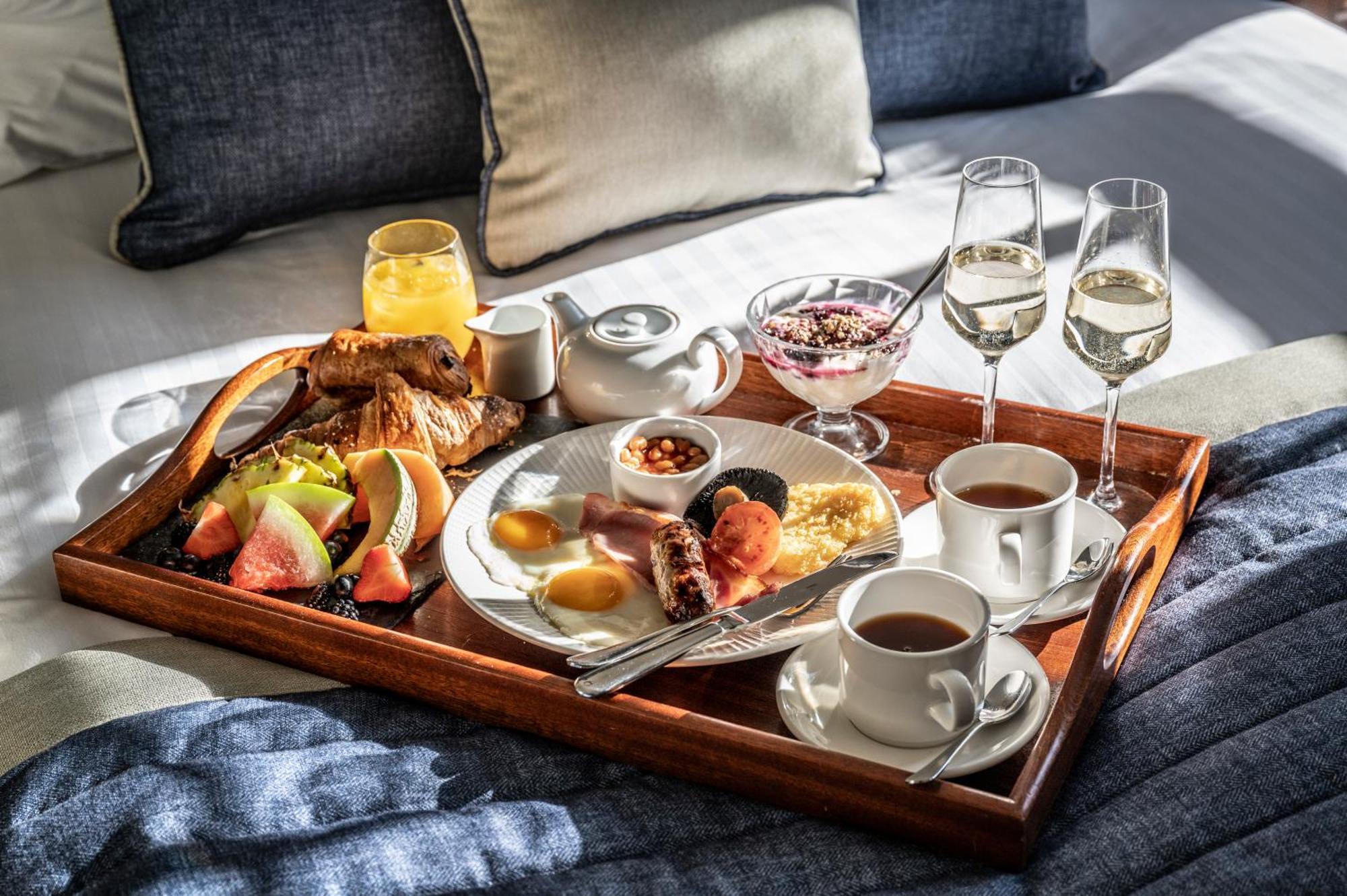 Audleys Wood Hotel, 4* Basingstoke