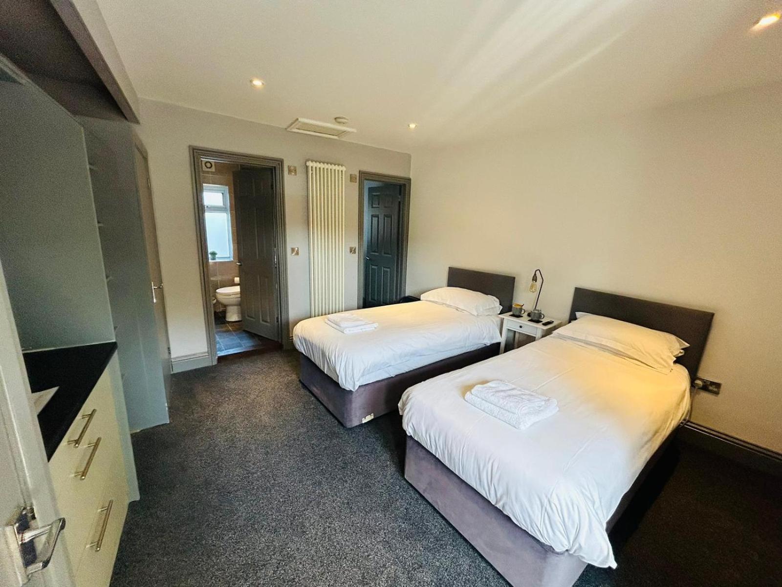 Wessex House 3*