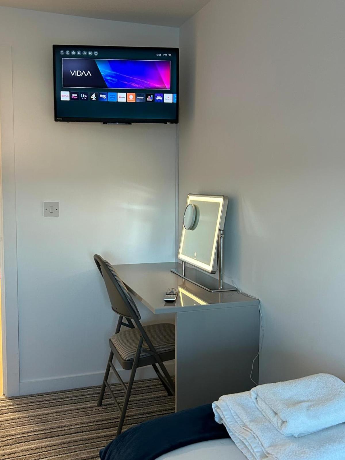 Wow 4 Beds 2 Bath With Lift Refurbished Apartment Apartamento