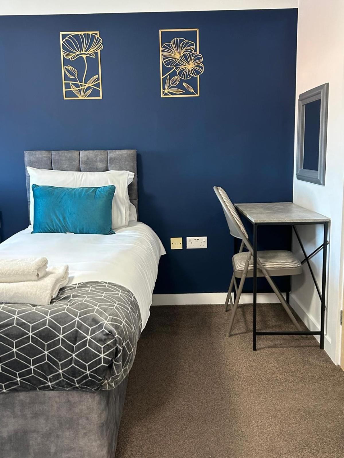 Wow 4 Beds 2 Bath With Lift Refurbished Apartment Apartamento *