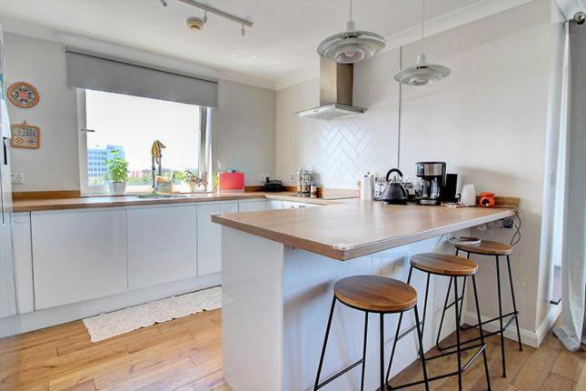 78 Crown Heights Apartment