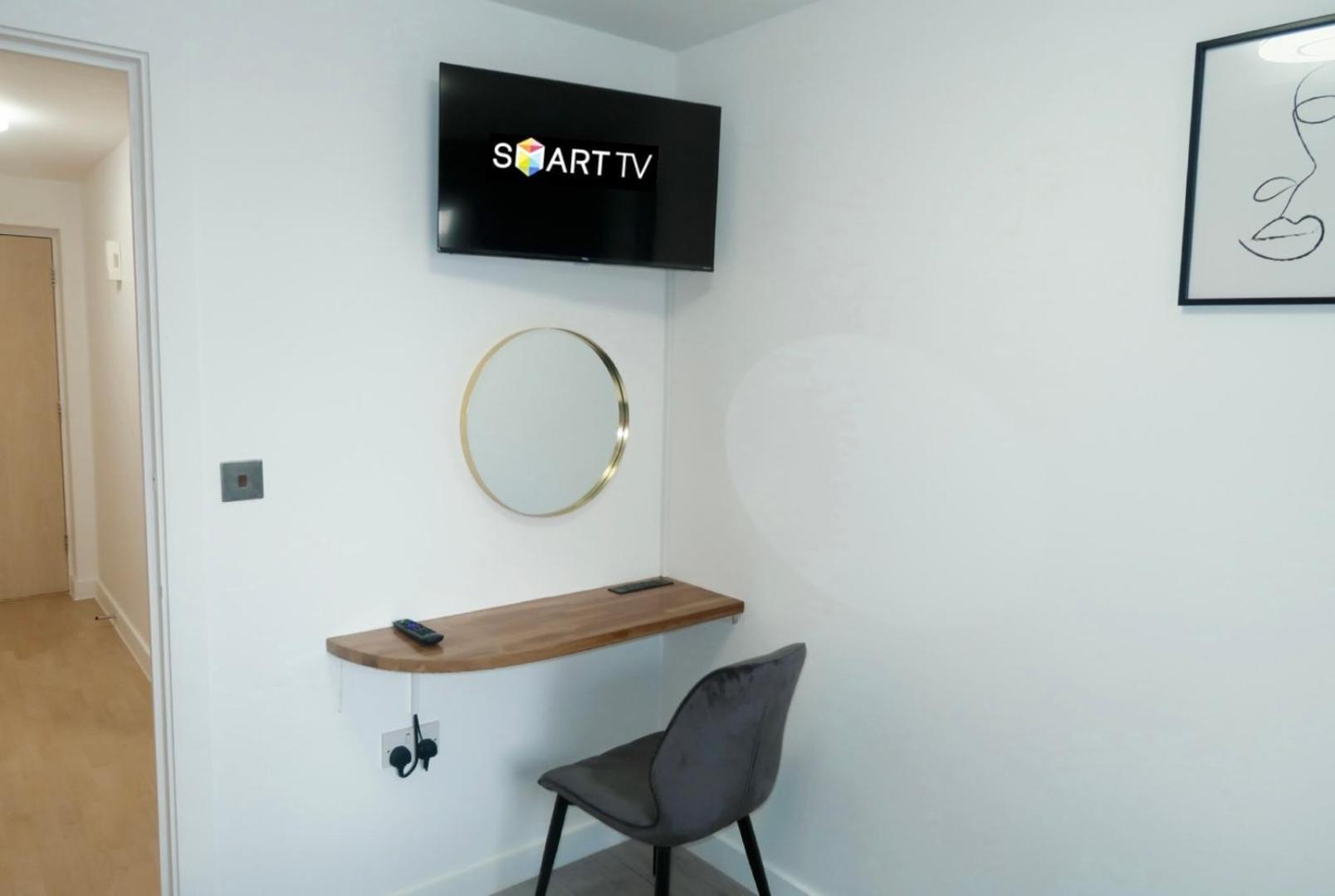 Apartment Refurbished Apartment 2 Bath 2 Bedroom Wlift!