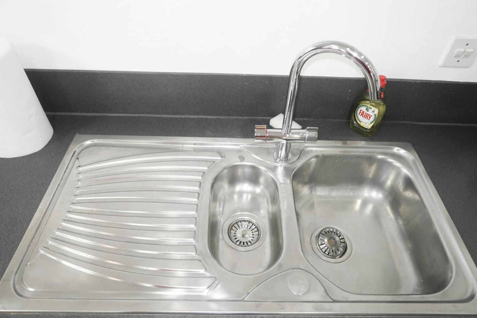 Refurbished Apartment 2 Bath 2 Bedroom Wlift! Apartment