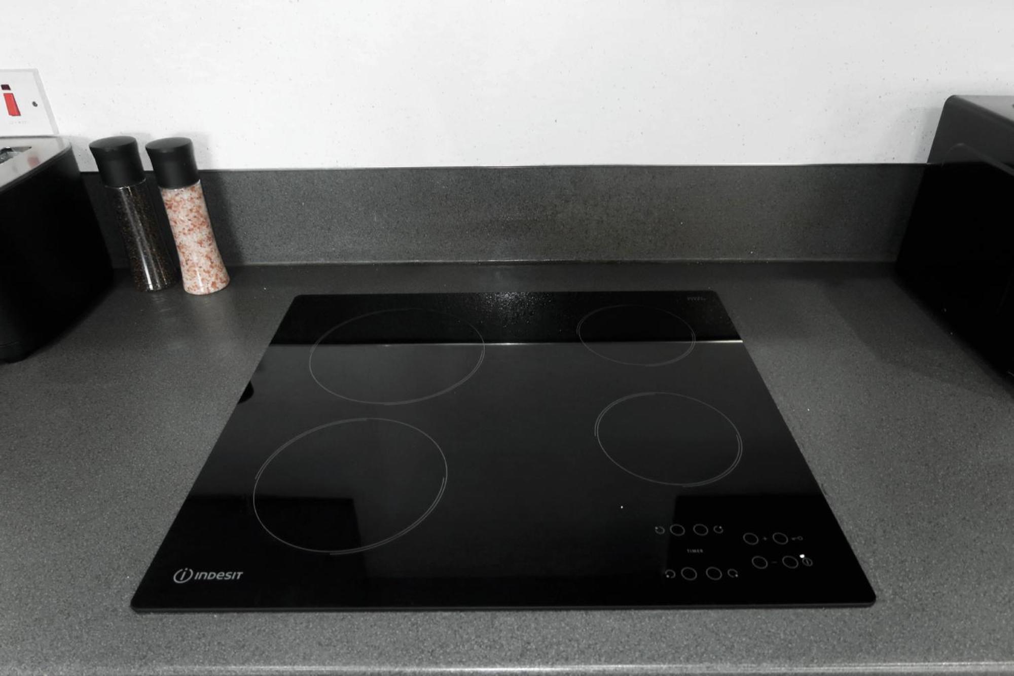 Refurbished Apartment 2 Bath 2 Bedroom Wlift! Apartment