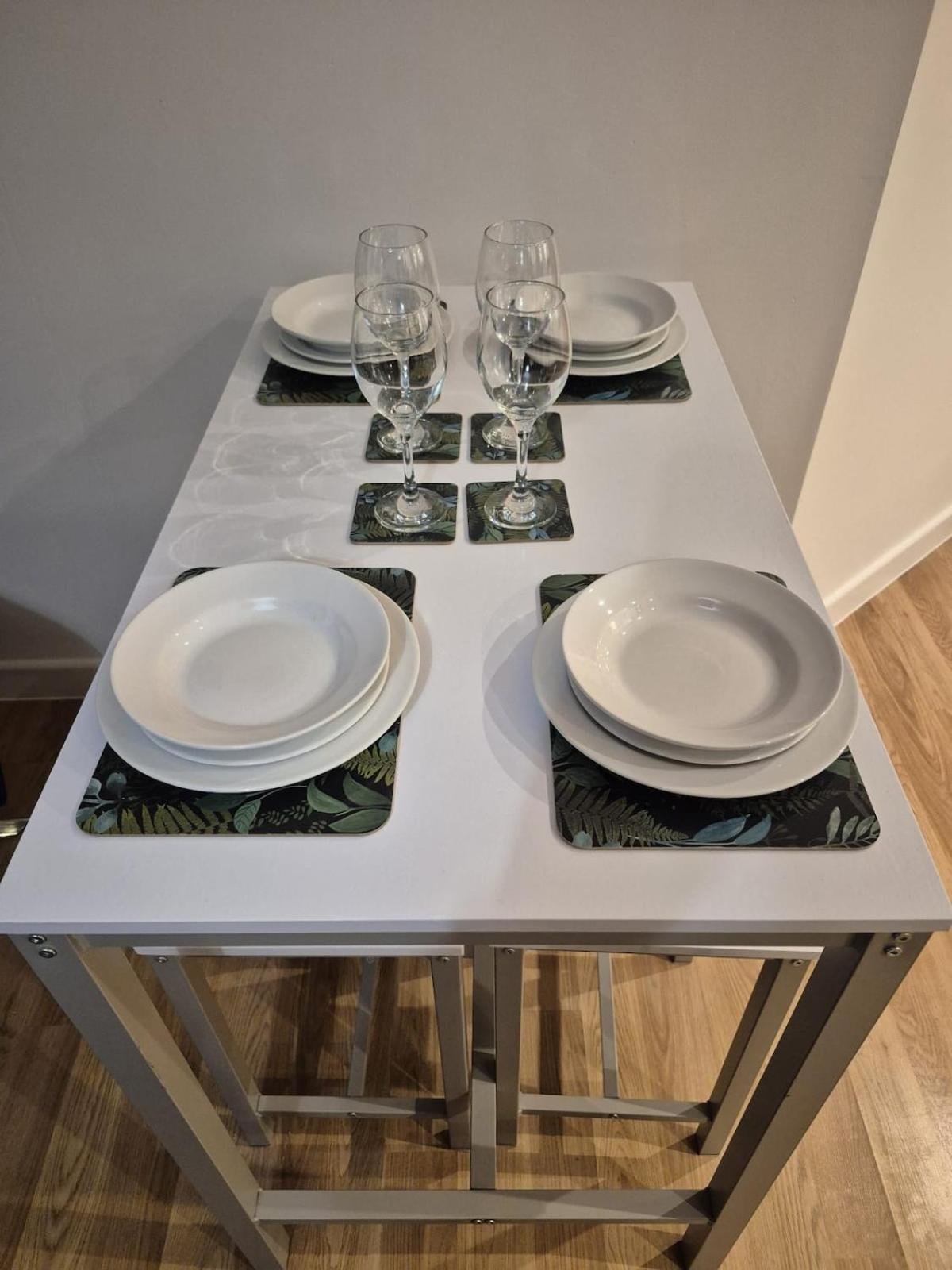 Sapphire Luxe- Sleeps 4 With Free Parking