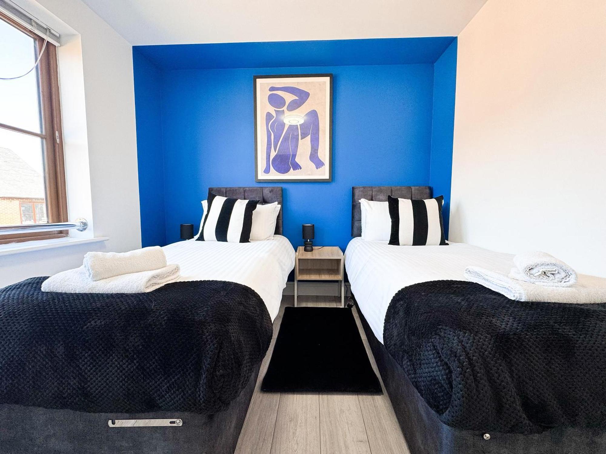 Hospital House 7 Beds Office Free Parking Holiday home *