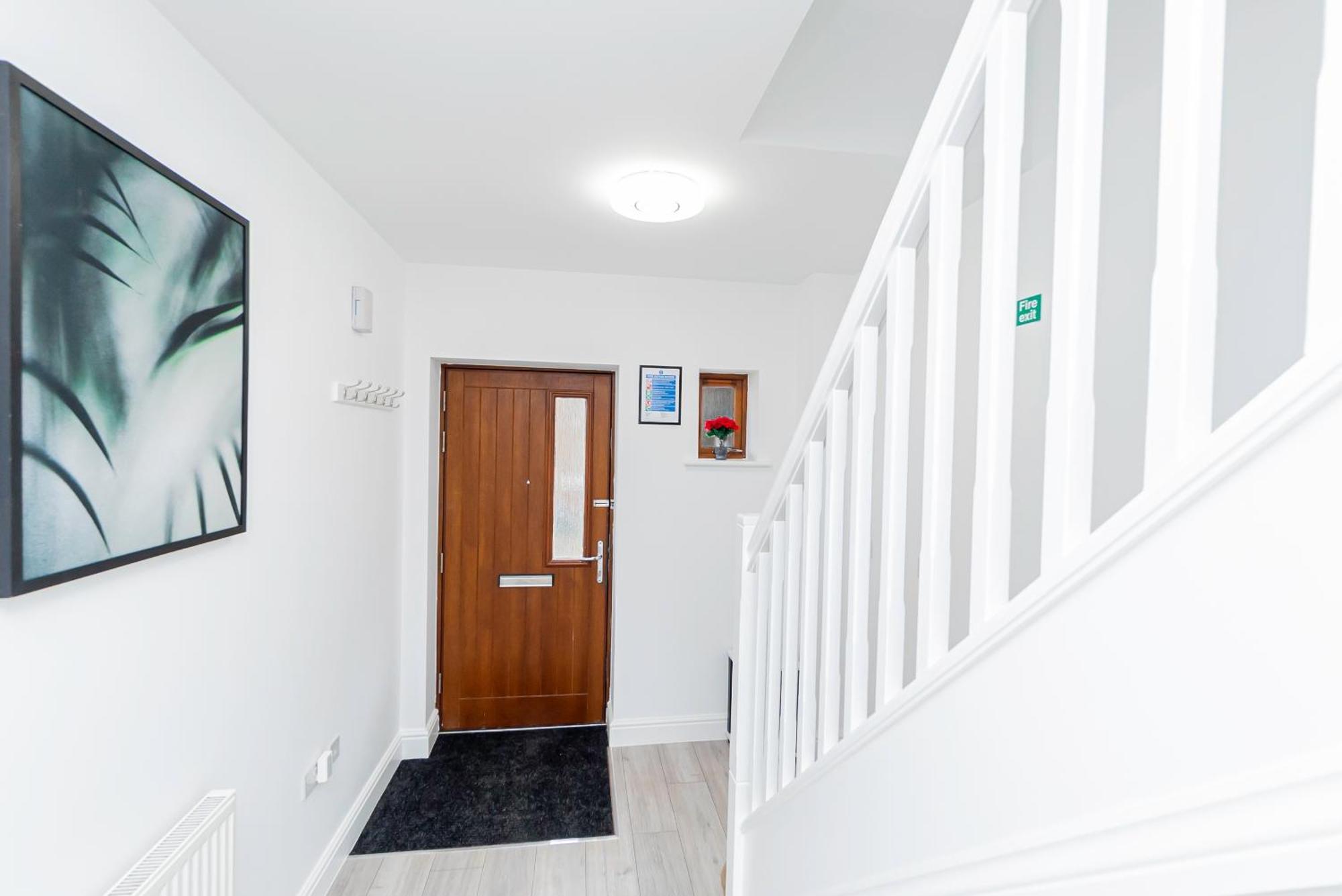 Hospital House 7 Beds Office Free Parking Holiday home