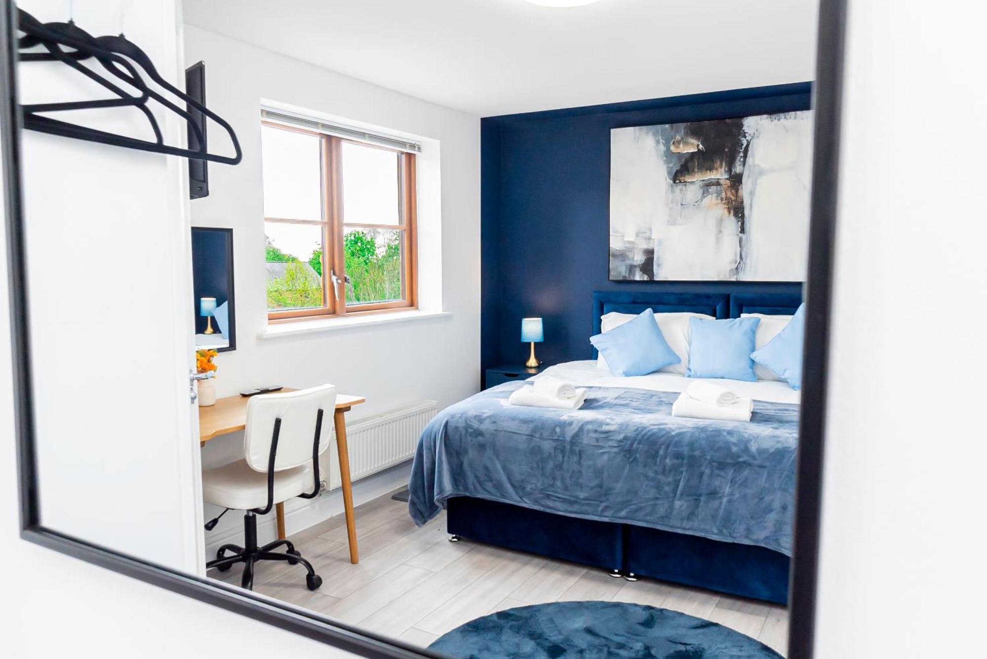 Hospital House 7 Beds Office Free Parking