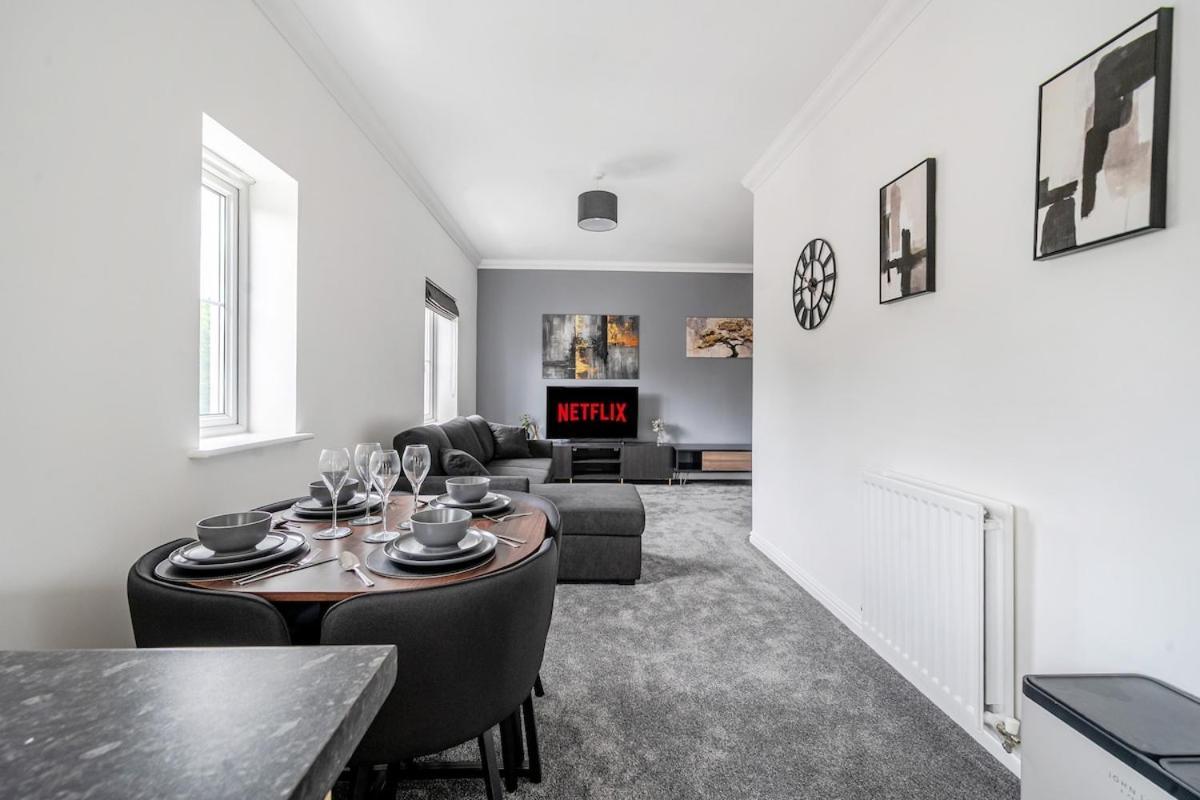 Modern 2 Bed Located Chineham Business Park With Free Parking, Wifi, Netflix By Ai Estate Group Apartment Basingstoke