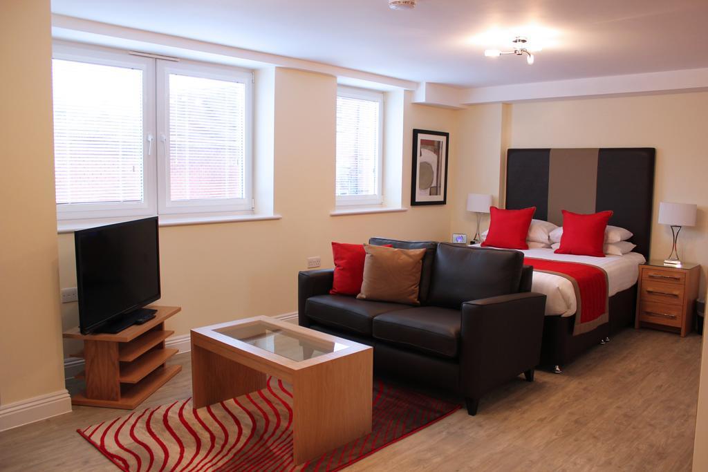 House Of Fisher - Point Apartamento Basingstoke