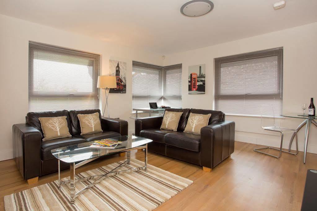 Anchor Court - House Of Fisher 3* Basingstoke