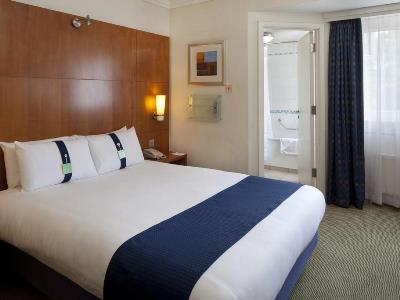 Holiday By Ihg Hotel Basingstoke