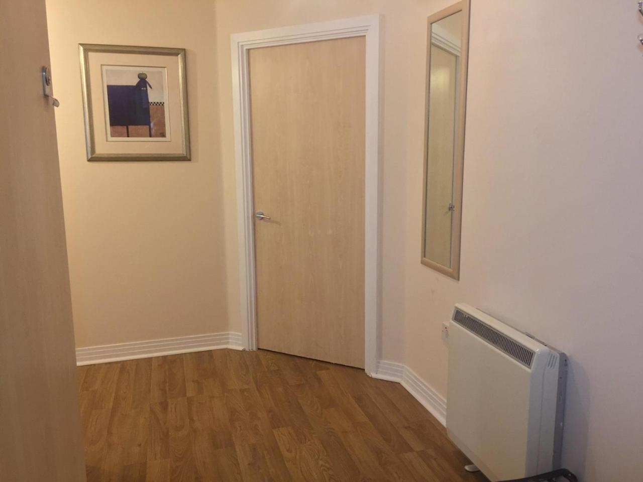 Apartamento Contemporary Apartments, Balcony & Parking Basingstoke
