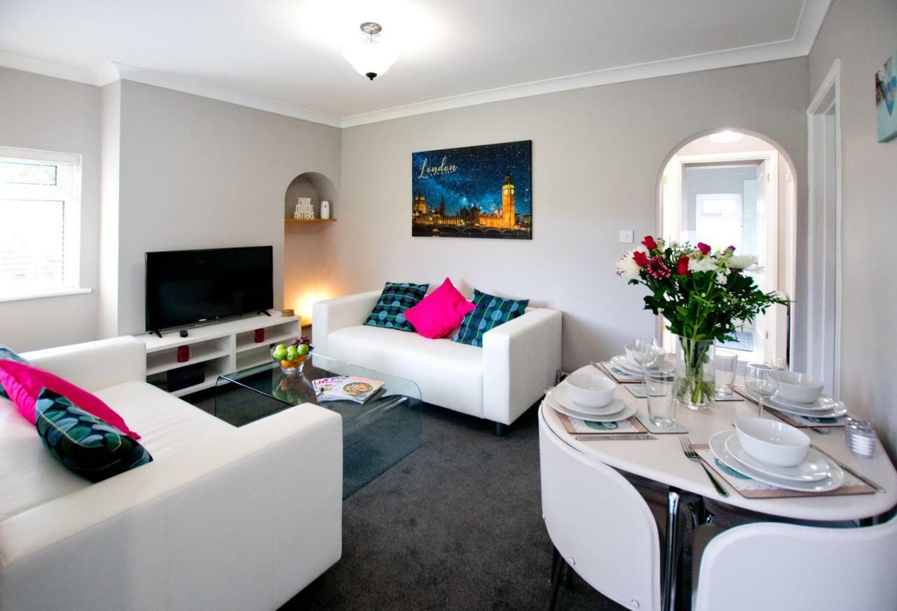 Grove Holiday home Basingstoke