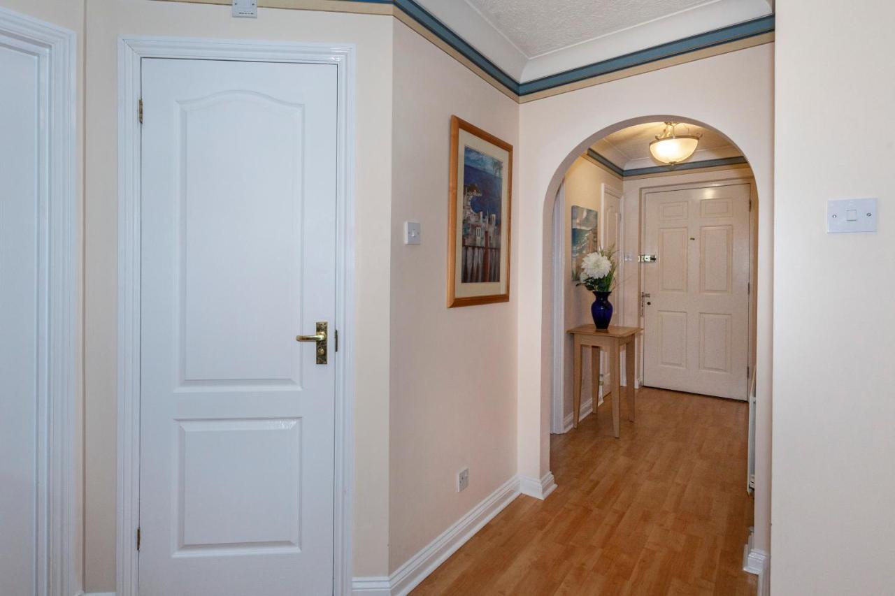 Churchill Way Apartment