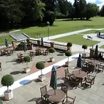 Oakley Hall Hotel