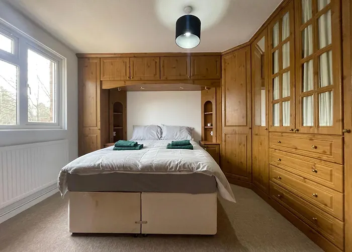 Black Dam Serviced Accommodation