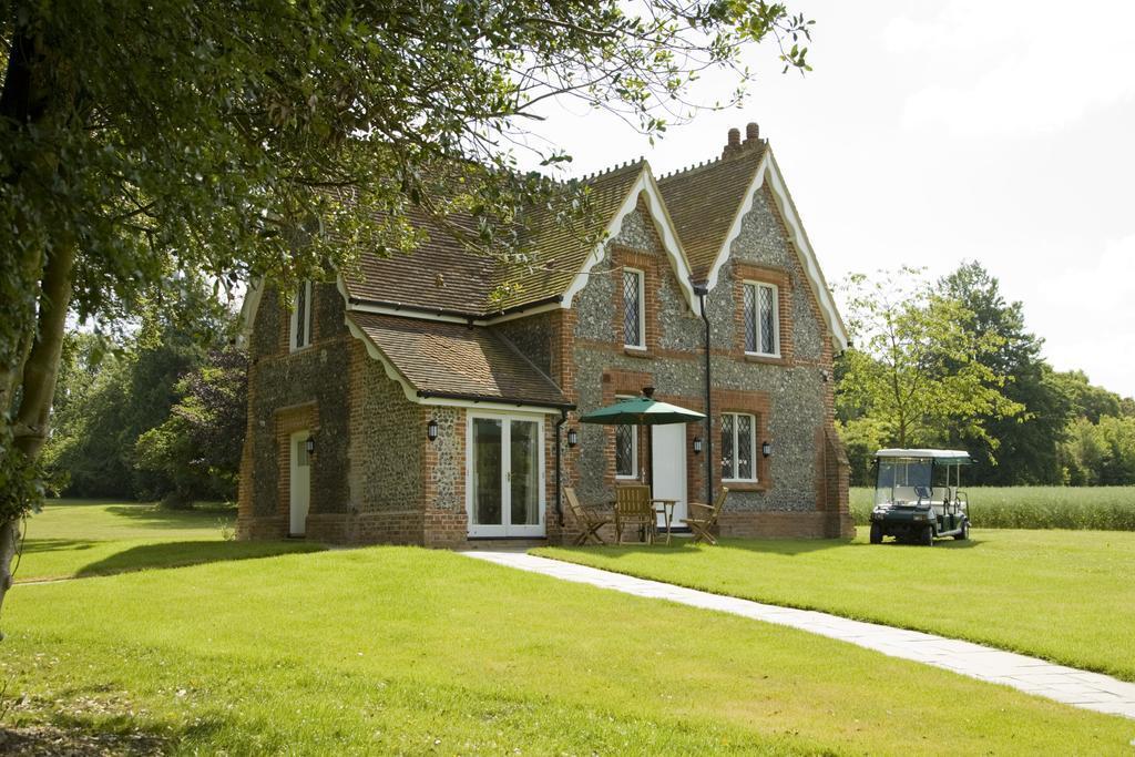 Hotel Oakley Hall
