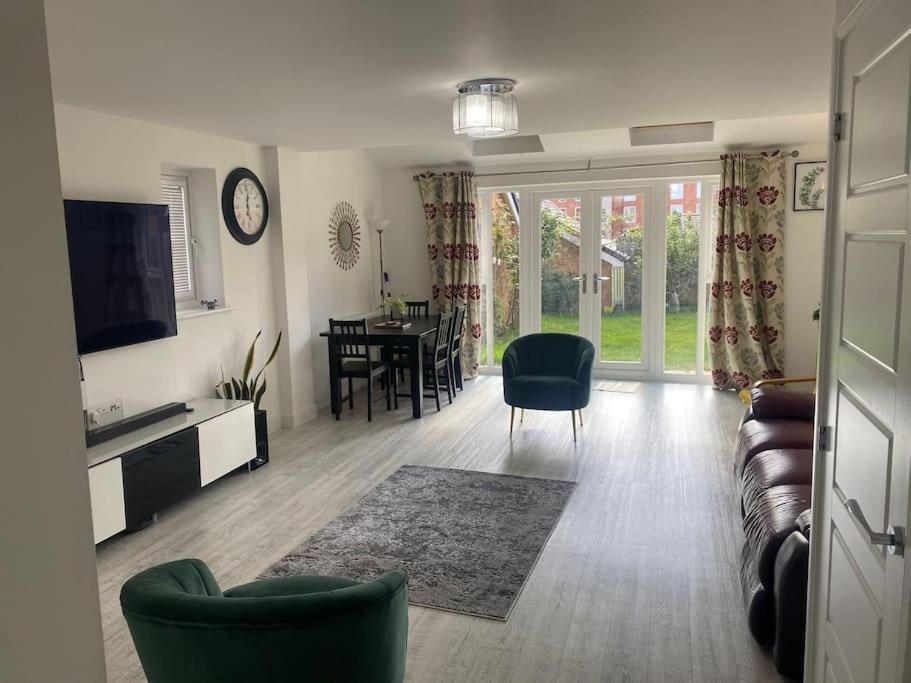 Liddle Way Garden Getaway Basingstoke