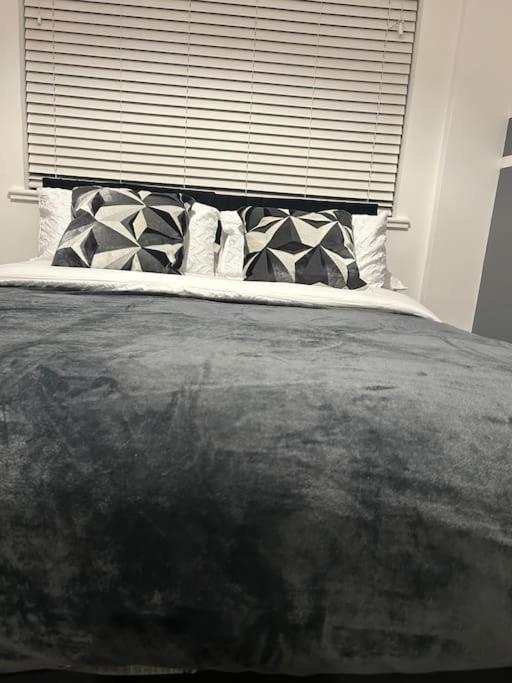 1 Bedroom Luxury In *
