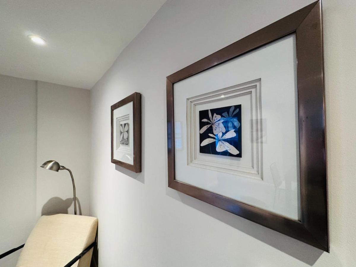Modern One Bedroom Apartment, *