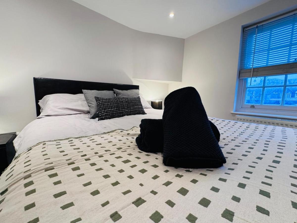 Apartamento Modern One Bedroom Apartment, *