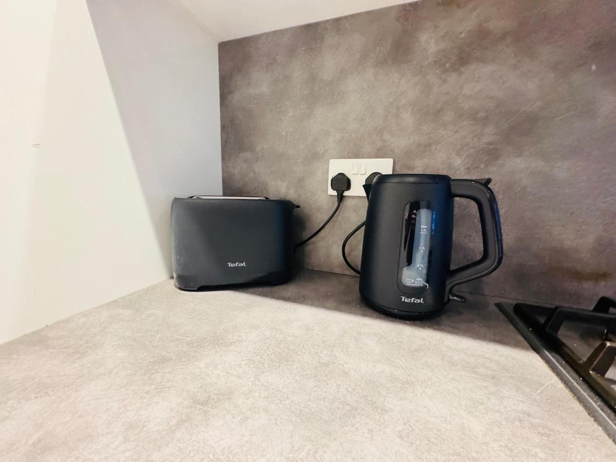 Modern One Bedroom Apartment, Apartamento Basingstoke