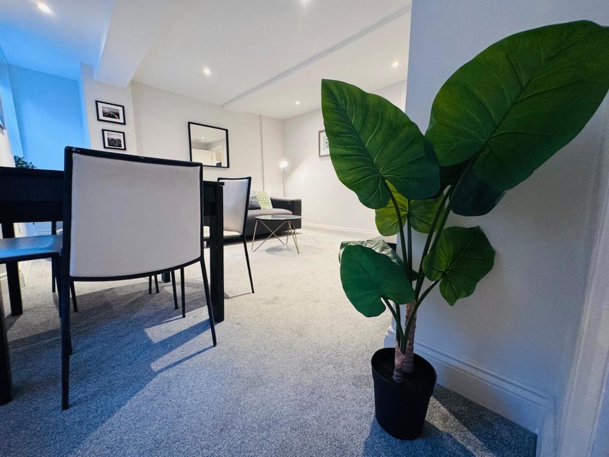 Apartamento Modern One Bedroom Apartment, *