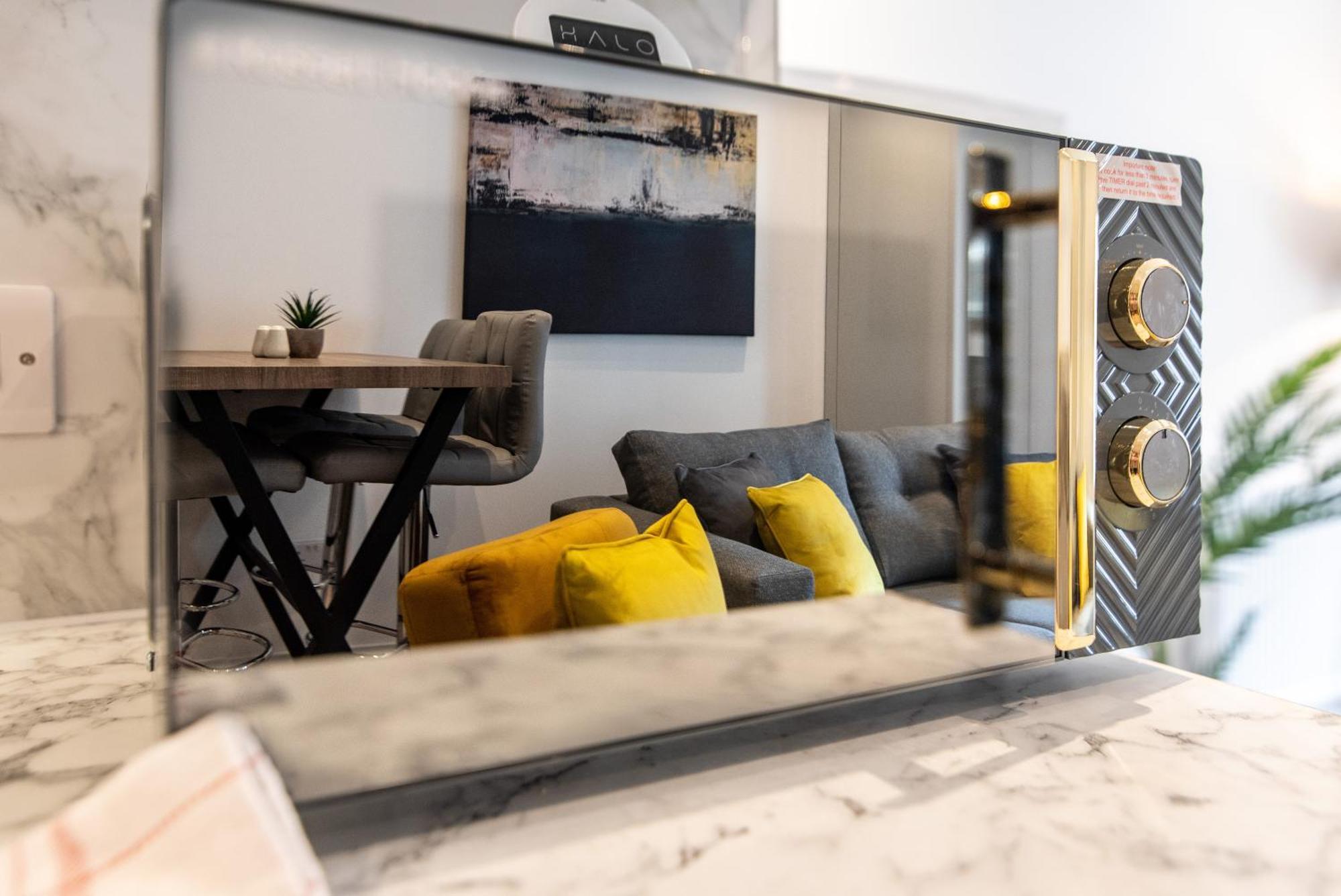 Cosy 2-bed In The Heart Of